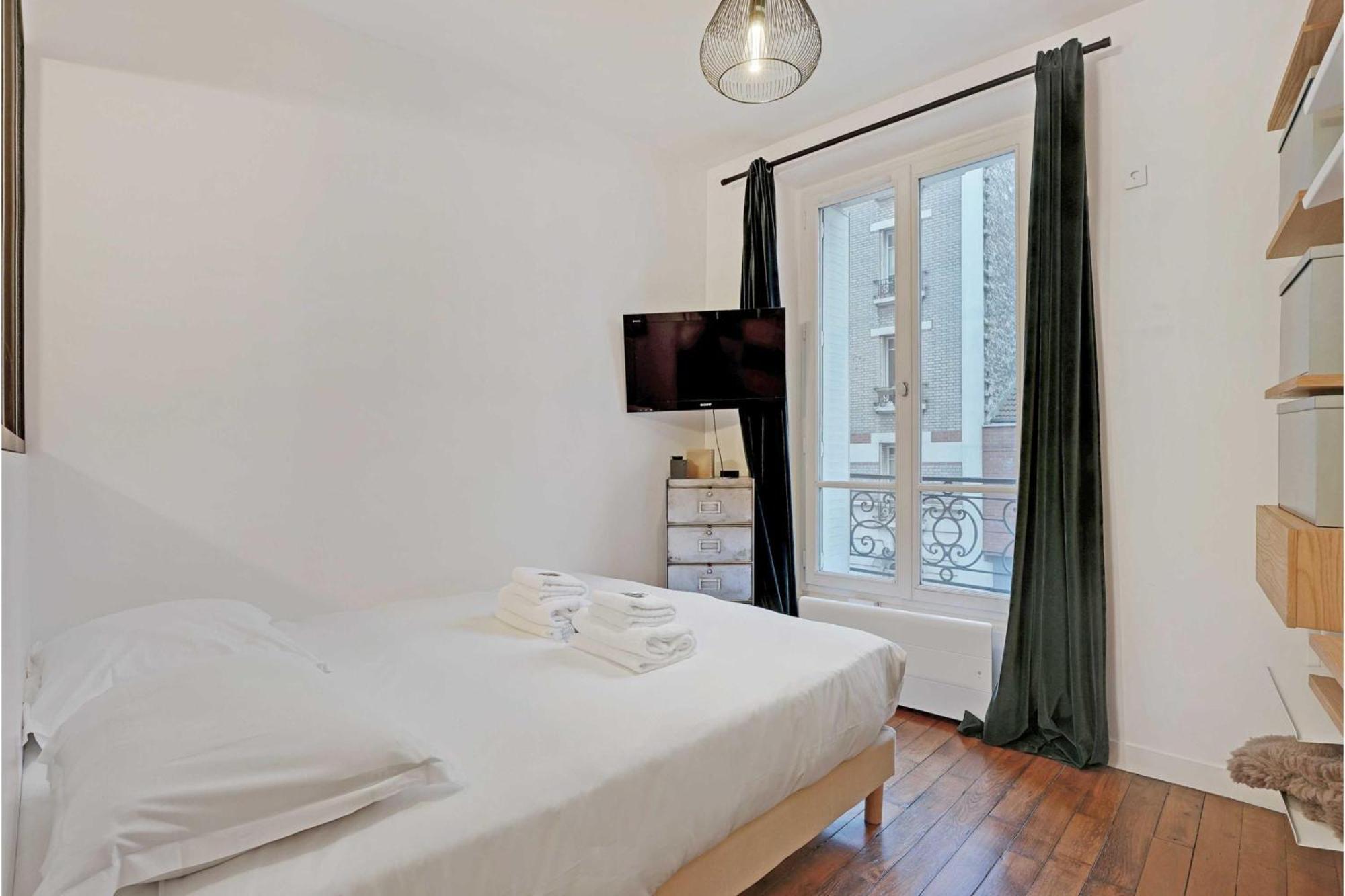 Duplex Loft Montmartre -18th Apartment Paris